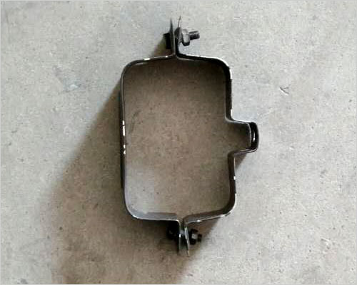 大方管箍 大方管箍是用來連接兩根管子的一段短管. 也叫外接頭.管箍因為其使用方便,廣泛應用于民用建筑,工業(yè),農(nóng)業(yè)等領域.